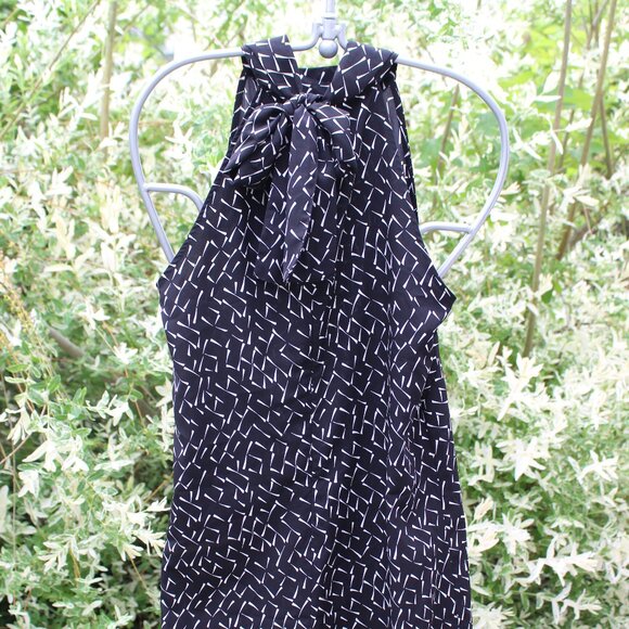 Banana Republic High Neck Tie Dress NWT size 8 - Picture 3 of 11